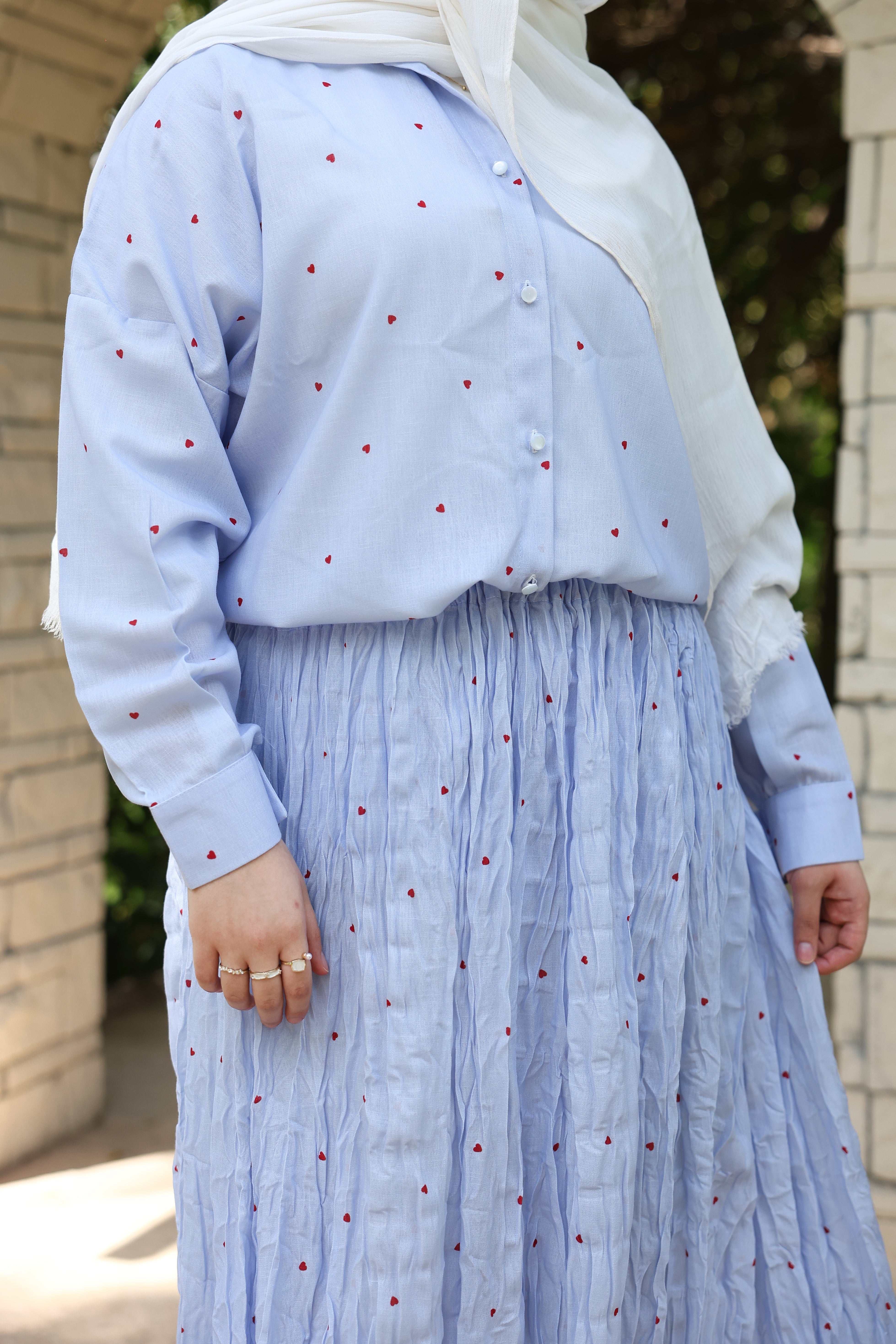 blue skirt